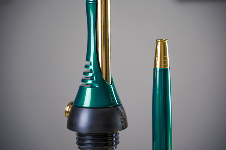 Кальян Alpha Hookah Model S Green Candy Кальян Alpha Hookah Model S Green Candy